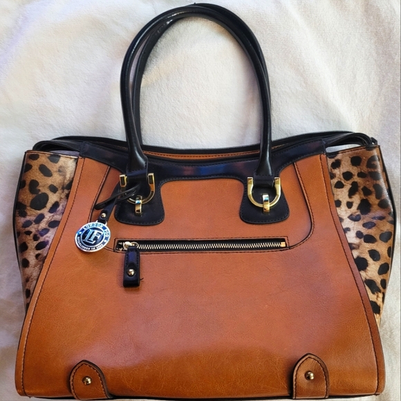 London Fog Bag - Picture 1 of 10